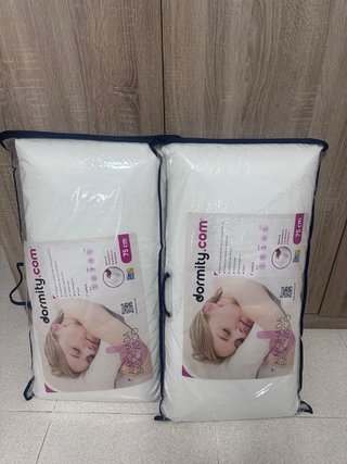 2 Almohadas Viscoelásticas Dormity 75cm a estrenar