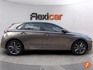 Hyundai i30 1.5 DPI Essence