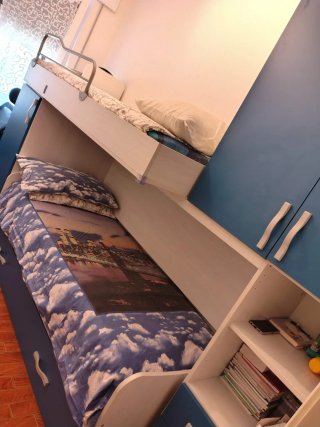 Letto a castello 3 posti con armadi