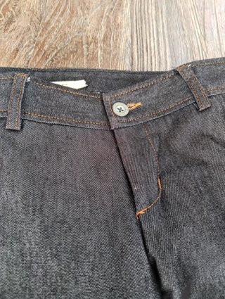 Pantalón vaquero ZARA mujer talla 40