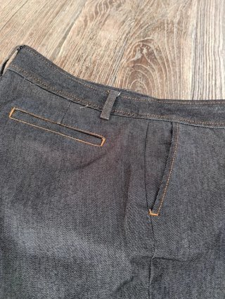 Pantalón vaquero ZARA mujer talla 40