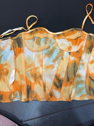 Corsetto tie-dye arancione PrettyLittleThing