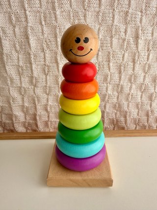 Juguete Torre de Apilar Montessori Madera Arcoíris