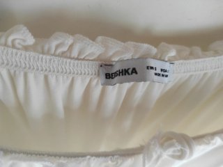 Vestido blanco escotado manga larga
