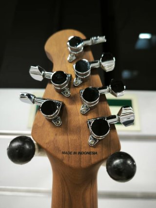 Guitarra eléctrica Sterling Cutlass 50 Firemist