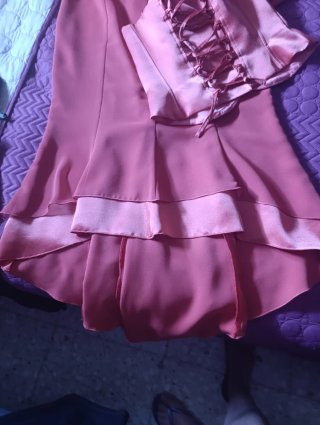 Conjunto falda y corpiño rosa, talla 42 pequeña
