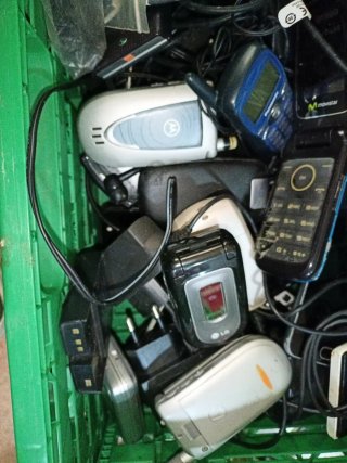 41 Móviles Antiguos +  algún Cargador