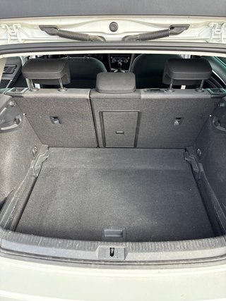 Volkswagen Golf 2019 R-LINE 1.0 TSI 115cv