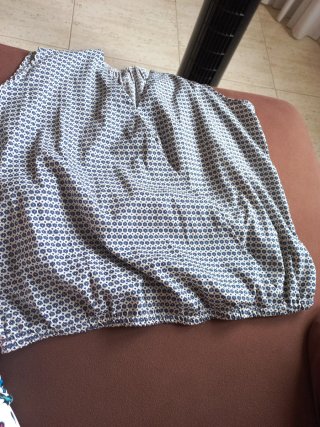 Blusa sin mangas estampada