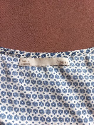Blusa sin mangas estampada