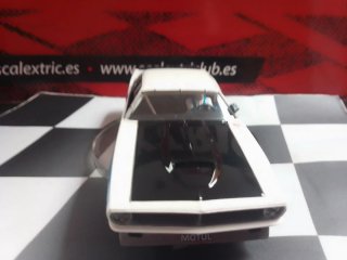 Coche Scalextric Plymouth AAR CUDA no negociable