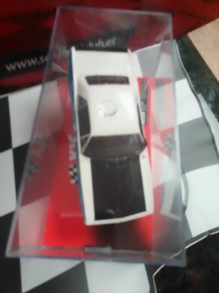 Coche Scalextric Plymouth AAR CUDA no negociable