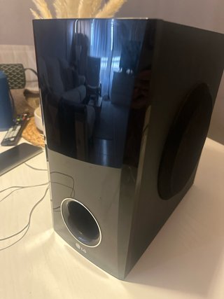 Altavoz Subwoofer LG Negro