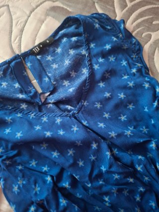 Vestido largo azul con estrellas