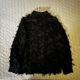 Camisa negra transparente texturizada