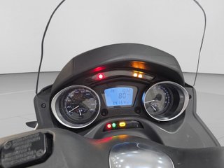 Piaggio MP3 300 3 RUEDAS