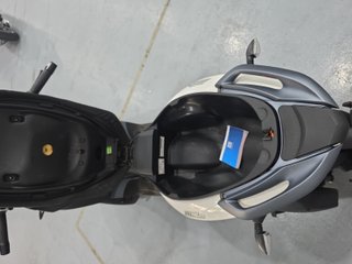 Piaggio MP3 300 3 RUEDAS