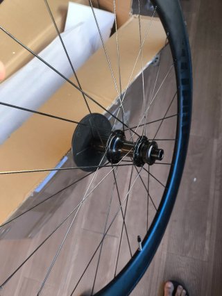 Rodas de carbono Attáque 50mm UCI