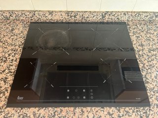 Muebles de cocina completos + encimera de granito