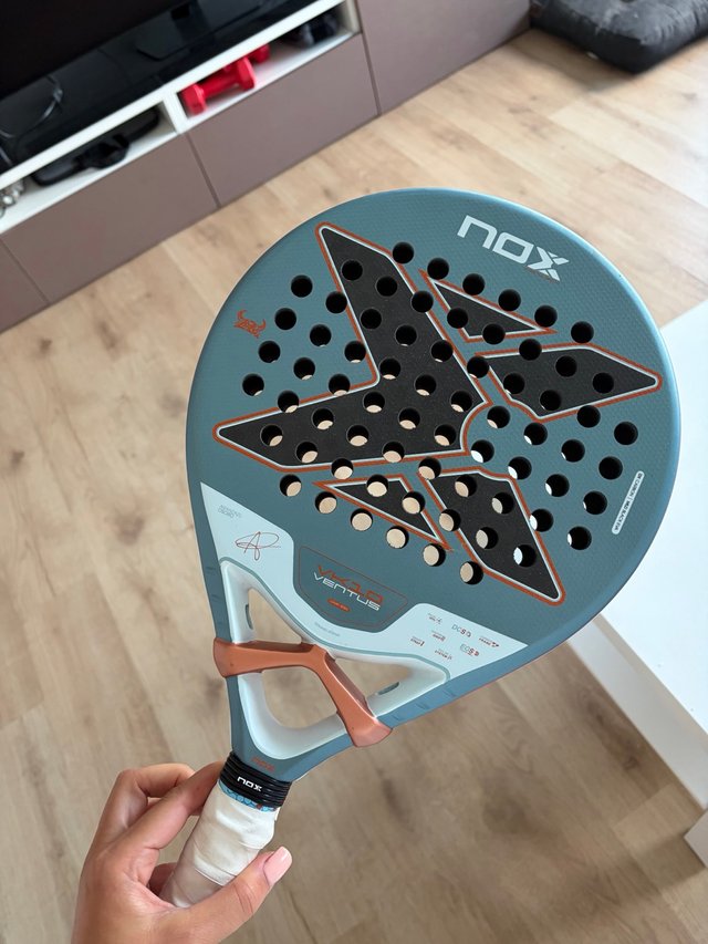 Foto del anuncio de segunda mano: Pala NOX VK10 Quantum 3K Aranzazu Osoro
