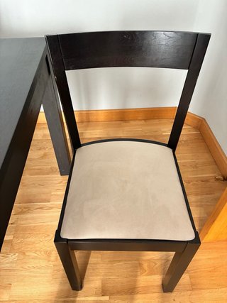Conjunto comedor mesa y 4 sillas