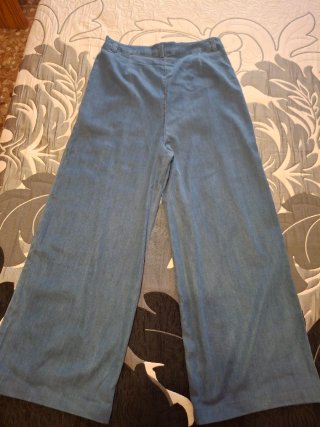 Pantalón vaquero fino azul