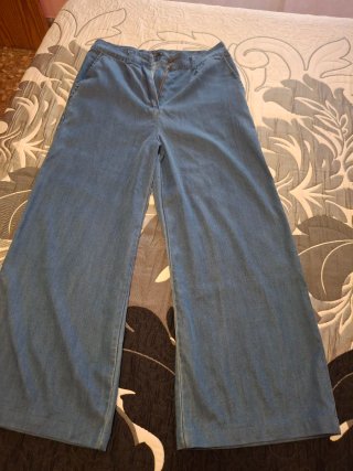 Pantalón vaquero fino azul