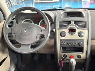 Renault Mégane SEDAN CONFORT EXPRESSION 1.6 16v