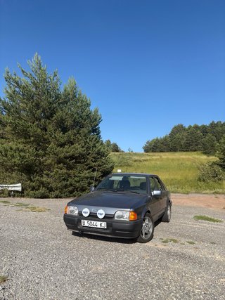 Ford Escort 1989