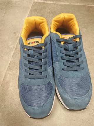 Zapato de seguridad Larnmern azul y dorado