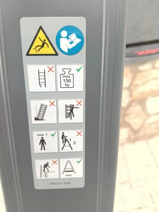 Escalera de aluminio plegable altrex
