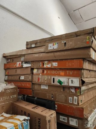 Lote televisores 40 unidades pantallas dañadas TV