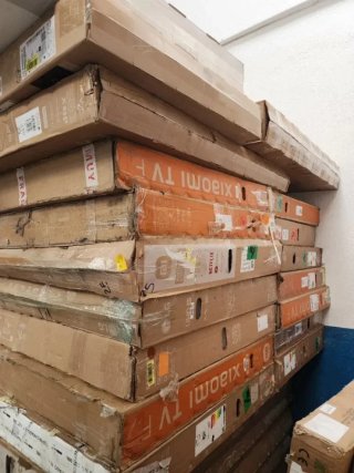 Lote televisores 40 unidades pantallas dañadas TV