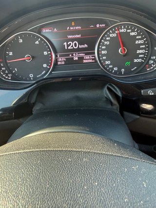 Audi A8 2012 3.0TDI