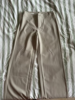 Pantalón Stradivarius Wide Leg Rayas Beige.