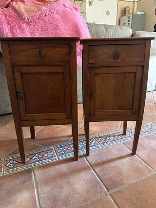 Mesitas de noche de madera