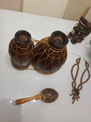 Timbal Djembé  doble y maraca , collar étnico
