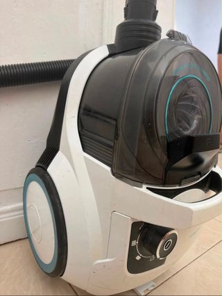Aspirador Bosch Serie 4 ProHygienic