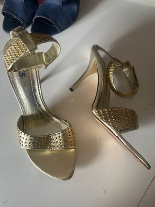 Sandalias de tacón (5 pares)