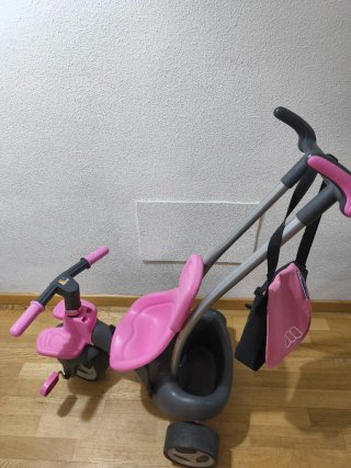 Triciclo infantil rosa,no hago envíos !!