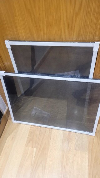Mosquiteras corredera aluminio para ventanas