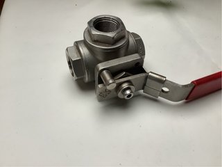Válvulas de bola de acero inoxidable 3/4”