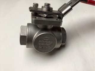 Válvulas de bola de acero inoxidable 3/4”