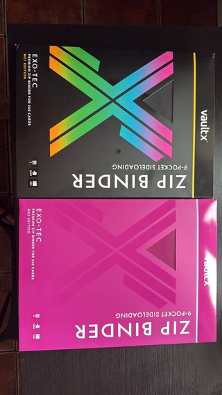 Álbum Vaultx ME1/ME2 first edition