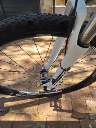 Bicicleta Cube Analog 29''