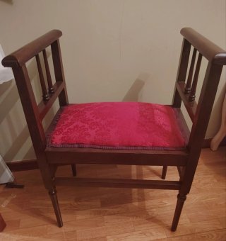 Elegante Banqueta de madera de haya, color nogal