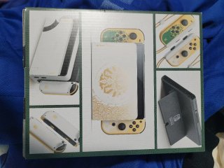 Nintendo Switch OLED Edición Zelda sin abrir
