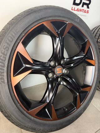 LLANTAS CUPRA 19 BRONCE ORIGINALES CON NEUMÁTICOS