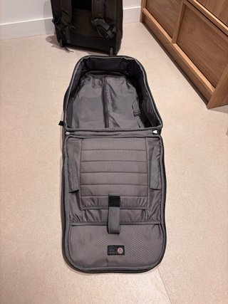 1 Mochila de cabina con ruedas Roncato
