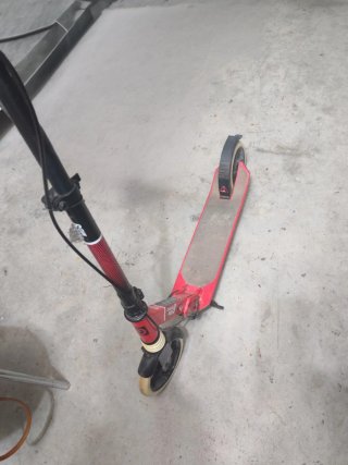 Patinete Oxelo MID 9 Rojo. Tengo dos iguales